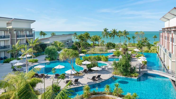 Le Meridien Khao Lak Resort & Spa
